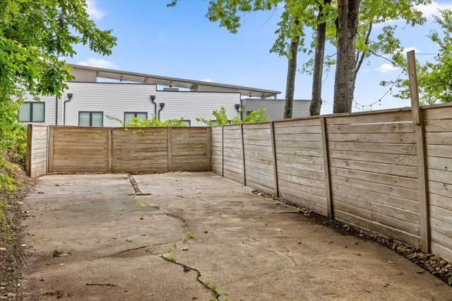 1029 E 5th St, Chattanooga, TN 37403