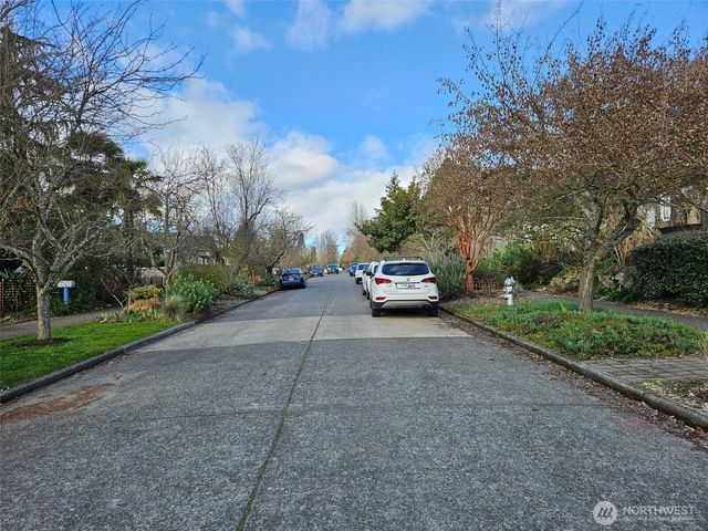 5912 45th Avenue SW, Seattle, WA 98136