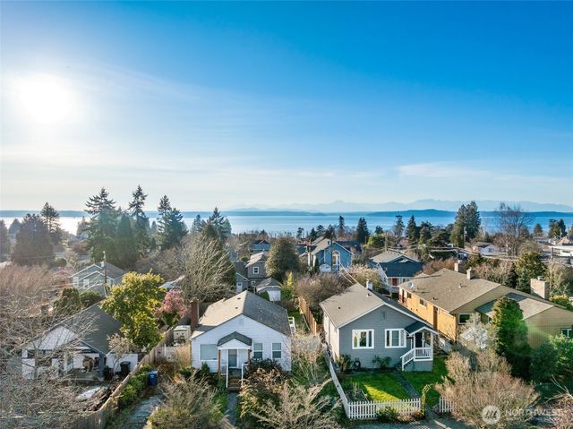 5912 45th Avenue SW, Seattle, WA 98136