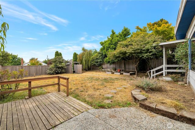 5912 45th Avenue SW, Seattle, WA 98136