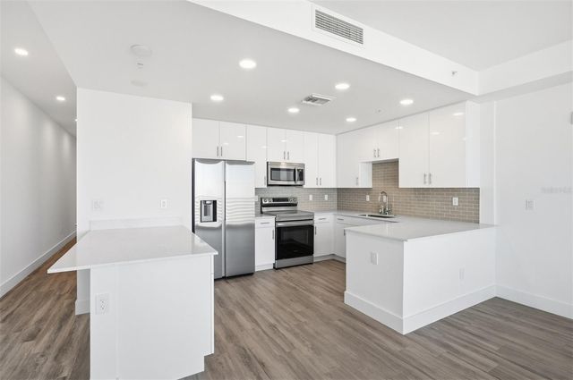 1703 N TAMIAMI TRAIL B507, Sarasota, FL 34234