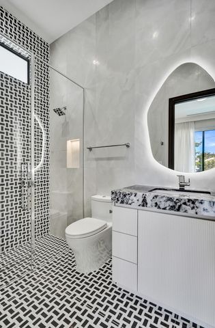 365 NE 3rd Street, Boca Raton, FL 33432