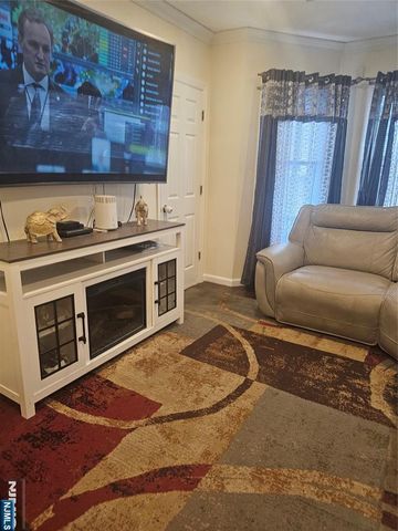 140 5th Street, Paterson, NJ 07522