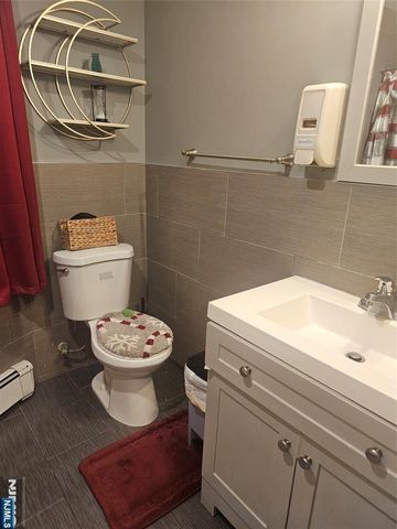 140 5th Street, Paterson, NJ 07522