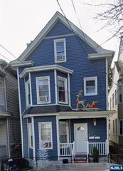 140 5th Street, Paterson, NJ 07522