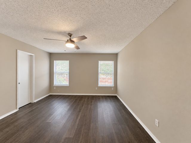 4604 Cool Ridge Court, Fort Worth, TX 76133