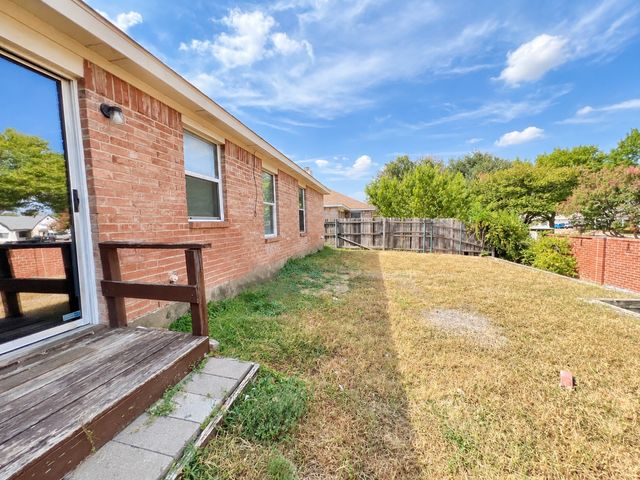 4604 Cool Ridge Court, Fort Worth, TX 76133