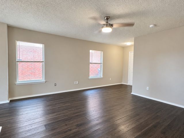 4604 Cool Ridge Court, Fort Worth, TX 76133