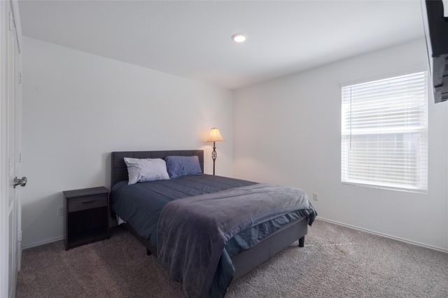 108 Red Buckeye ST, Hutto, TX 78634