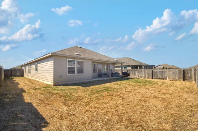 108 Red Buckeye ST, Hutto, TX 78634