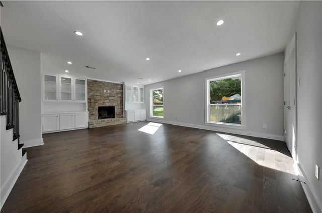 1026 Richelieu Lane, Houston, TX 77018