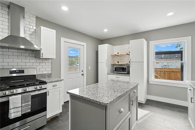 2226 E High Street, Springfield, OH 45505