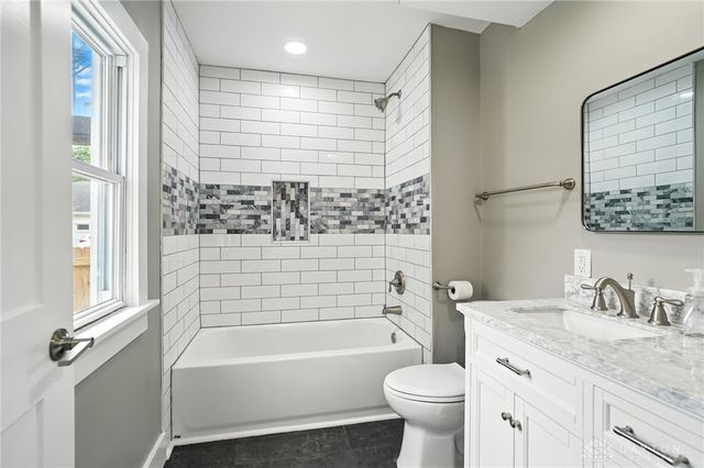 2226 E High Street, Springfield, OH 45505