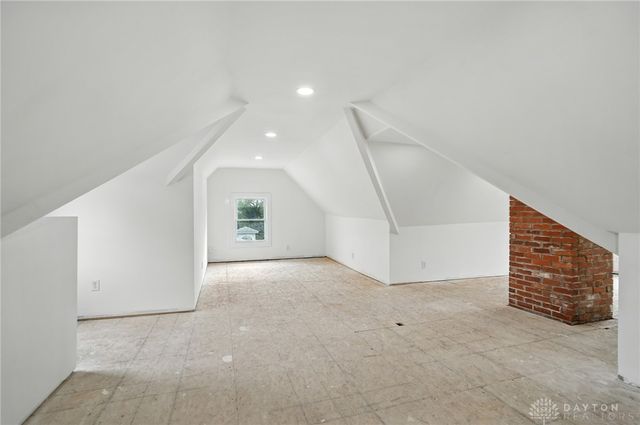 2226 E High Street, Springfield, OH 45505