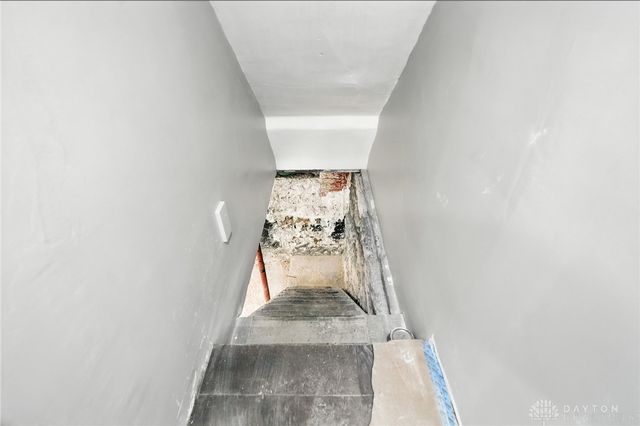 2226 E High Street, Springfield, OH 45505