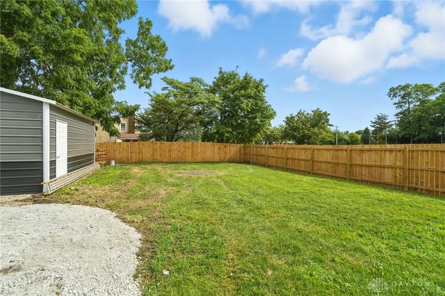 2226 E High Street, Springfield, OH 45505