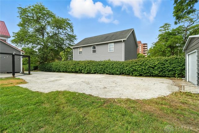 2226 E High Street, Springfield, OH 45505