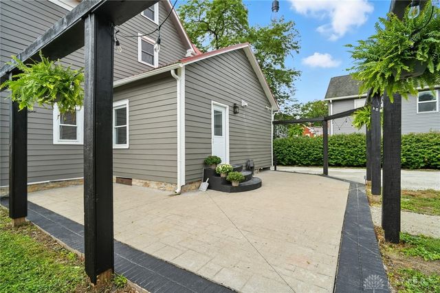 2226 E High Street, Springfield, OH 45505