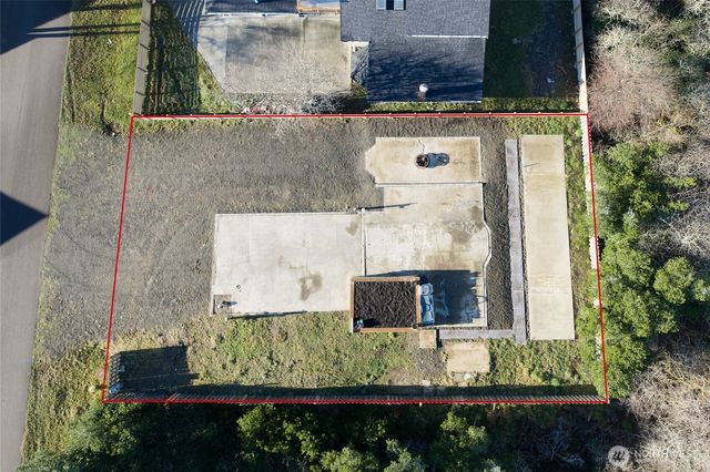 834 Whale Court SW, Ocean Shores, WA 98569