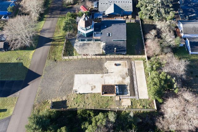 834 Whale Court SW, Ocean Shores, WA 98569