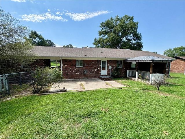335 Gregg Street, Archdale, NC 27263