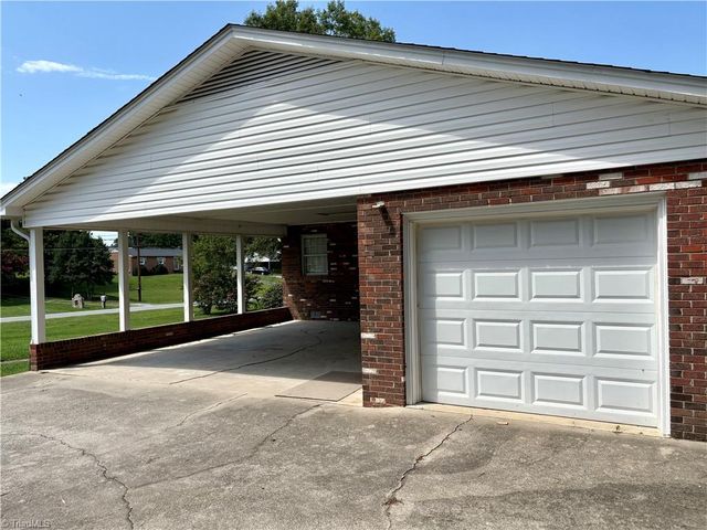 335 Gregg Street, Archdale, NC 27263