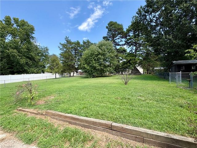335 Gregg Street, Archdale, NC 27263