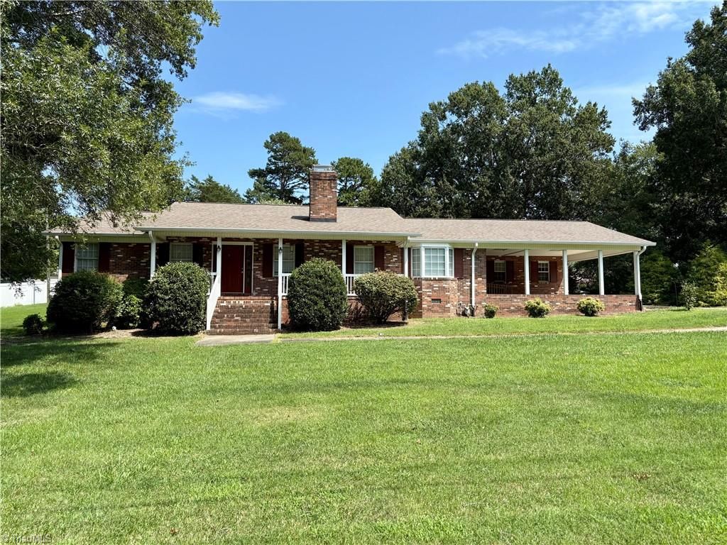 335 Gregg Street, Archdale, NC 27263