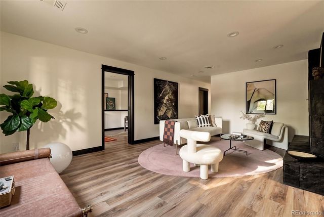 5403 S Chester Court, Englewood, CO 80111