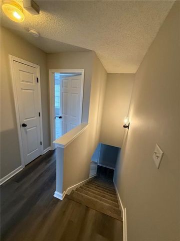 1607 Hallmark Hills Drive, Griffin, GA 30223