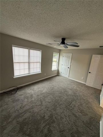 1607 Hallmark Hills Drive, Griffin, GA 30223