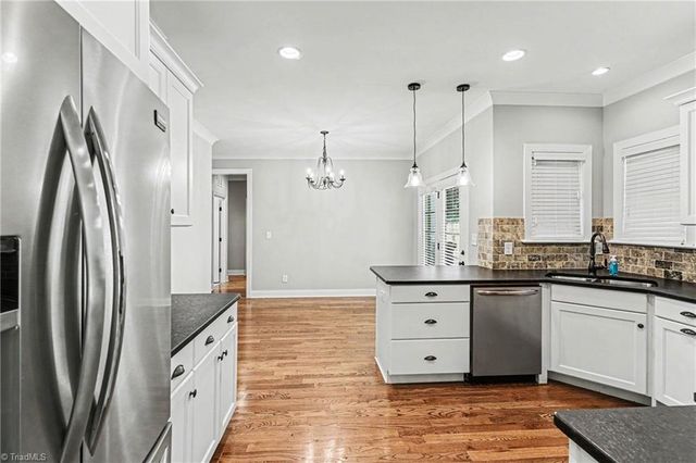 4433 Brookwood Road, Charlotte, NC 28215