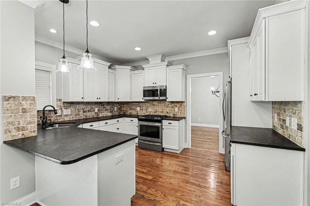 4433 Brookwood Road, Charlotte, NC 28215
