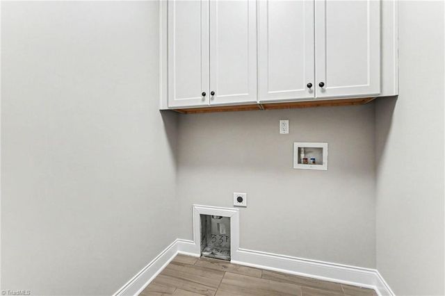 4433 Brookwood Road, Charlotte, NC 28215