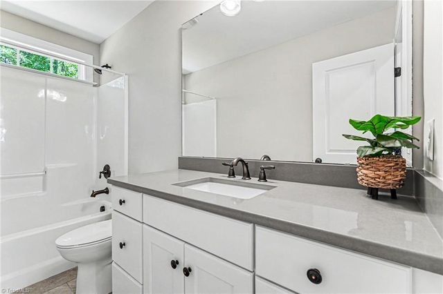 4433 Brookwood Road, Charlotte, NC 28215