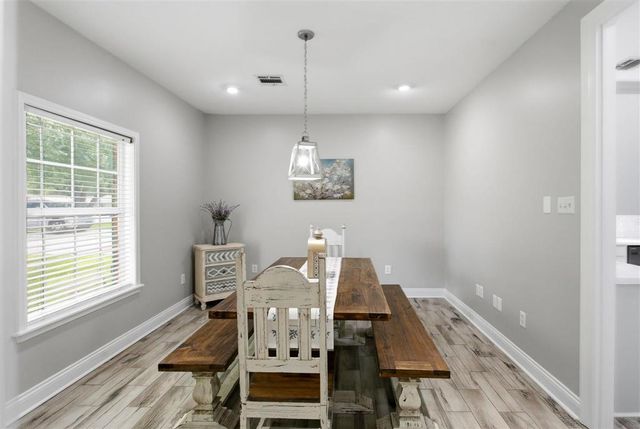 4020 Cappy Drive, Lake Charles, LA 70605