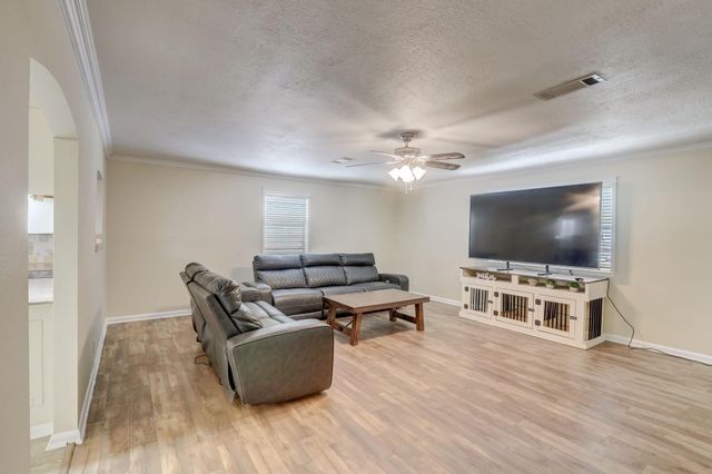 13414 Anna Court, Santa Fe, TX 77517