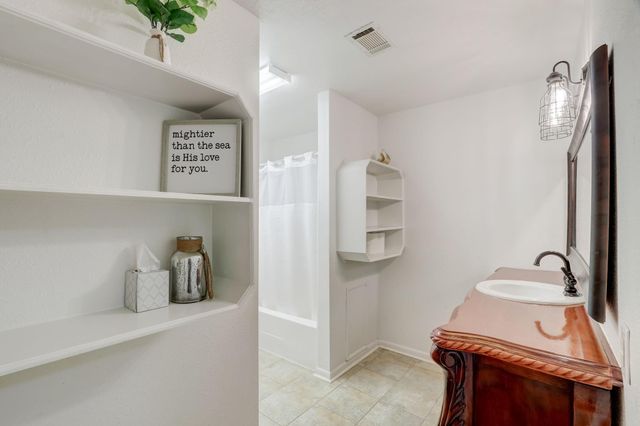 13414 Anna Court, Santa Fe, TX 77517