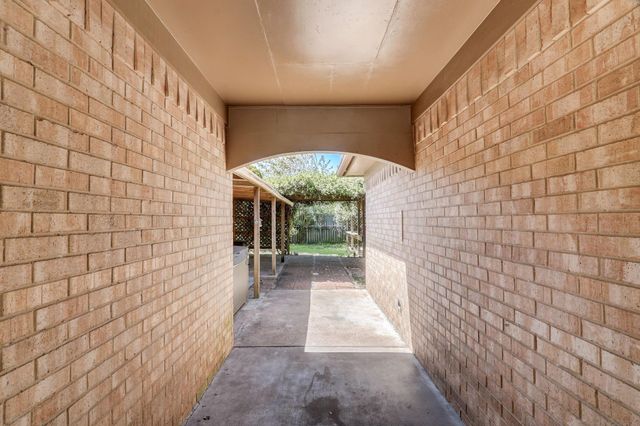 13414 Anna Court, Santa Fe, TX 77517