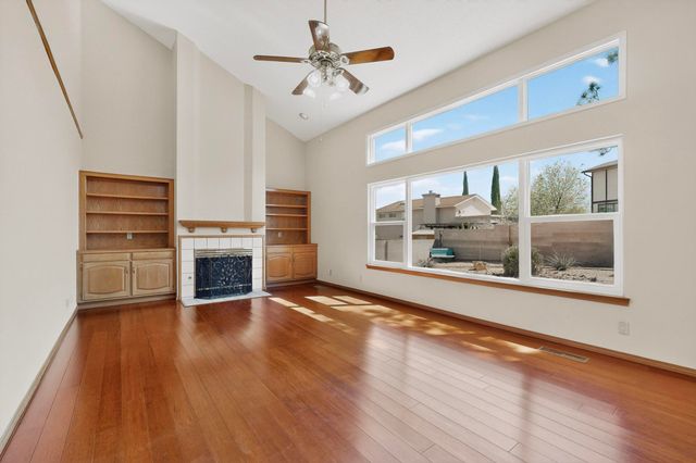 4544 Greene Avenue NW, Albuquerque, NM 87114