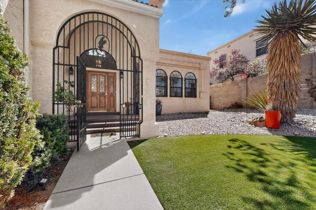 4544 Greene Avenue NW, Albuquerque, NM 87114