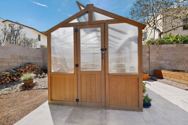 4544 Greene Avenue NW, Albuquerque, NM 87114