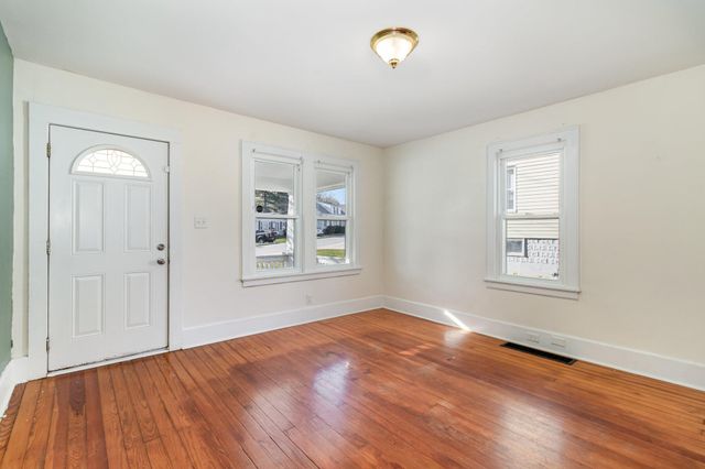 424 Kentaboo Avenue, Florence, KY 41042