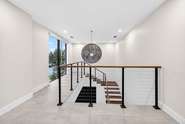 1807 NE 18th Street, Fort Lauderdale, FL 33305