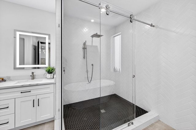 1807 NE 18th Street, Fort Lauderdale, FL 33305
