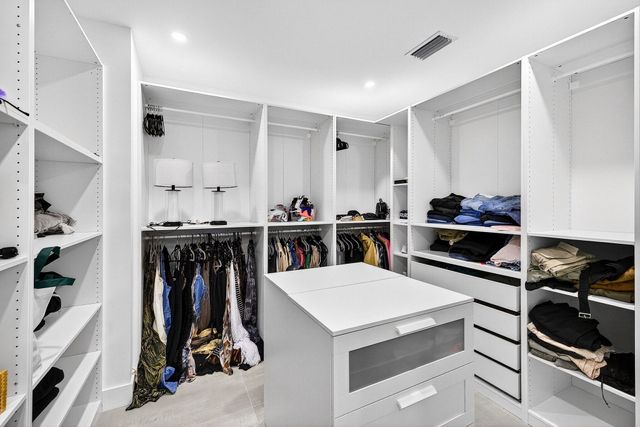 1807 NE 18th Street, Fort Lauderdale, FL 33305