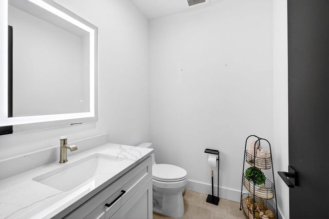 1807 NE 18th Street, Fort Lauderdale, FL 33305