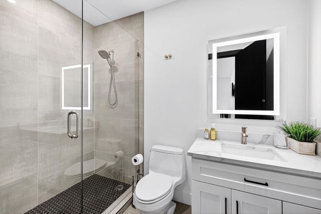 1807 NE 18th Street, Fort Lauderdale, FL 33305