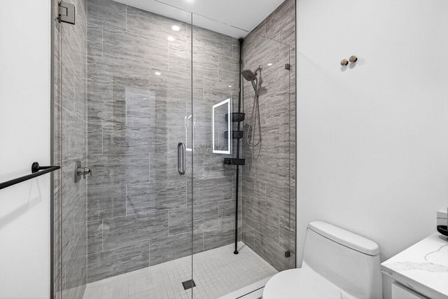 1807 NE 18th Street, Fort Lauderdale, FL 33305