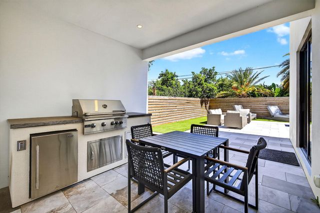 1807 NE 18th Street, Fort Lauderdale, FL 33305